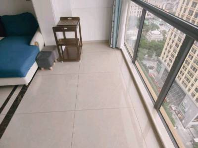 3室2廳2陽臺(tái) 萬宏國際三期