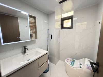 3室2廳1陽(yáng)臺(tái) 昆明院曇華地段