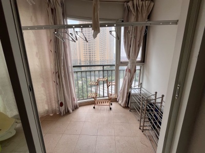 3室2廳1陽臺(tái) 理想紅樹灣