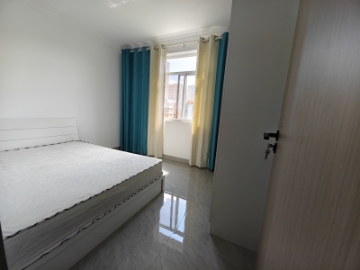 2室2廳1陽臺 勝利花園北區(qū)