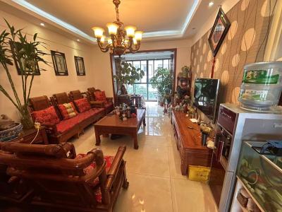 4室2廳1陽臺 滇池衛(wèi)城鉑睿