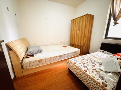 4室2廳2陽臺 溪畔麗景