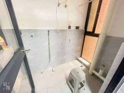 2室2廳2陽臺 同德昆明廣場B區(qū)