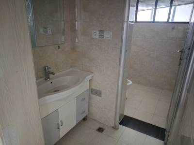 3室2廳2陽(yáng)臺(tái) 溪畔麗景