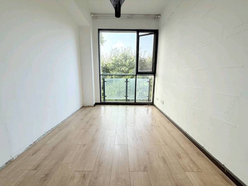 2室2廳2陽(yáng)臺(tái) 滇池衛(wèi)城錦尚臥室