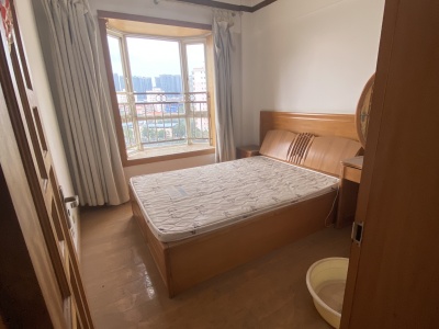 3室2廳2陽(yáng)臺(tái) 江東花城