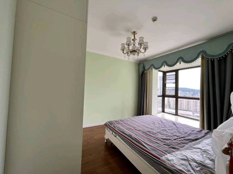 4室2廳3陽(yáng)臺(tái) 俊發(fā)盛唐城星河郡（一期）臥室