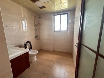 4室2廳2陽臺 恒泰滇池名門壹號院水語自然苑