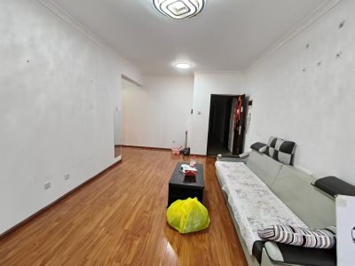 2室2廳2陽臺 潤城二區(qū)