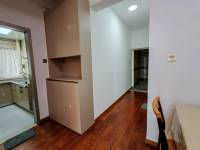 2室2廳2陽臺 世紀(jì)俊園門廳