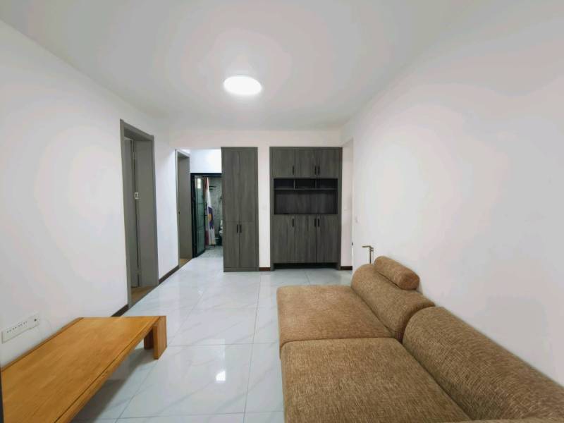 3室2廳1陽(yáng)臺(tái) 大東新村2號(hào)客廳