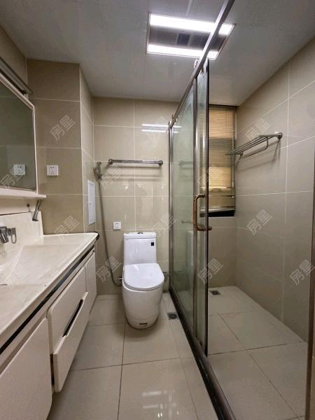 3室2廳2陽(yáng)臺(tái) 銀海白沙郡衛(wèi)生間