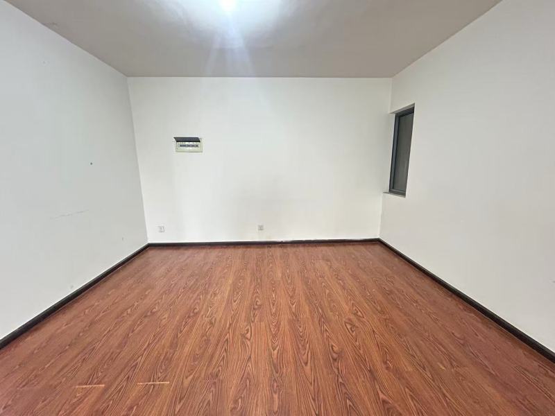 3室2廳2陽臺 滇池泊屋餐廳