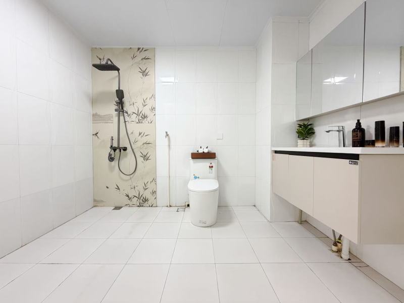 4室2廳2陽臺 世紀城玉春苑衛(wèi)生間