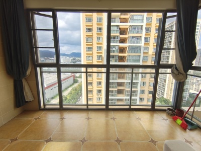 4室2廳2陽臺 銀河北庭