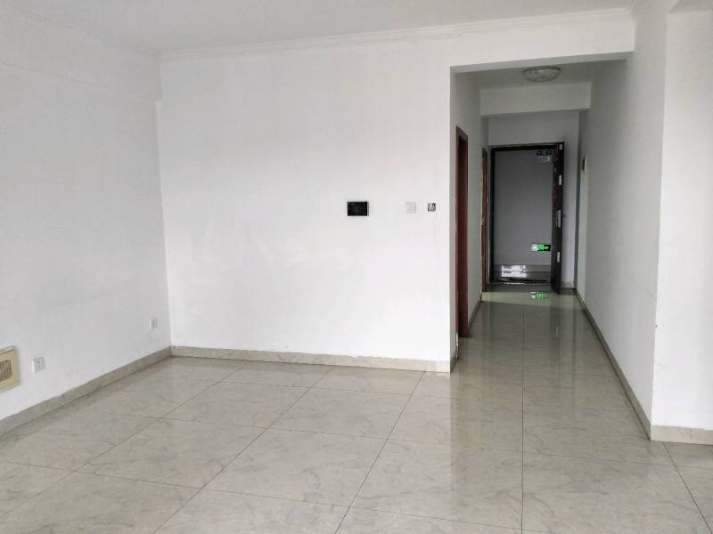 4室2廳1陽(yáng)臺(tái) 圣世一品餐廳