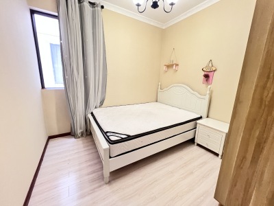 2室2廳1陽臺 萬彩城一期