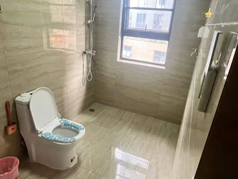 4室2廳1陽臺 金尚俊園二期衛(wèi)生間