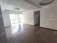 3室2廳2陽臺(tái) 萬宏國際三期客廳