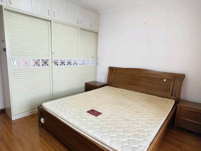 3室2廳1陽臺(tái) 花香四季