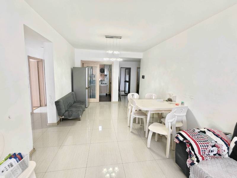 3室2廳1陽臺(tái) 俊發(fā)盛唐城星河郡（一期）餐廳