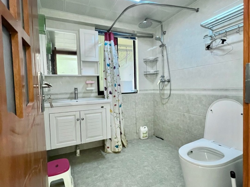 3室2廳1陽臺 春城慧谷二期衛(wèi)生間