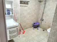 4室2廳1陽(yáng)臺(tái) 圣世一品衛(wèi)生間