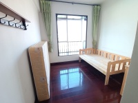 4室2廳1陽臺 佳湖花園臥室