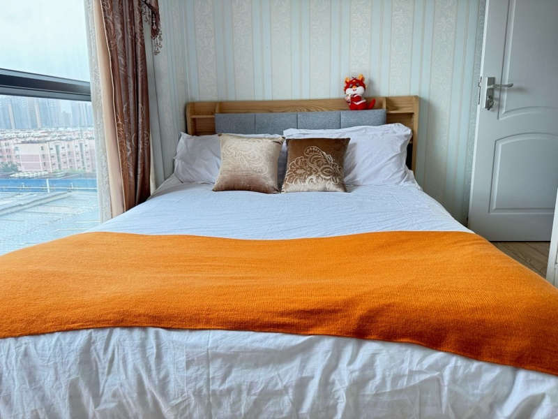 2室2廳1陽臺(tái) 欣都龍城公寓臥室