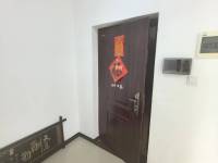 2室2廳1陽臺 潤城十一區(qū)門廳