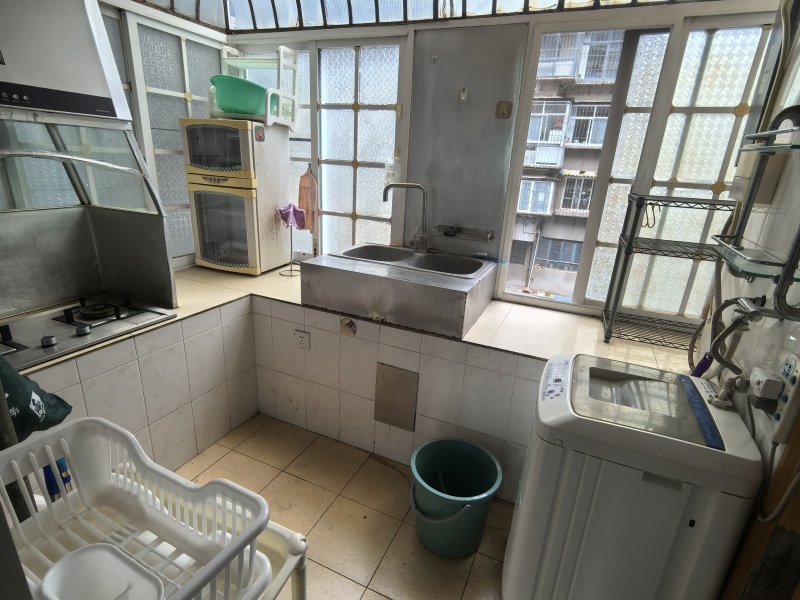 2室2廳 華山東路96號廚房