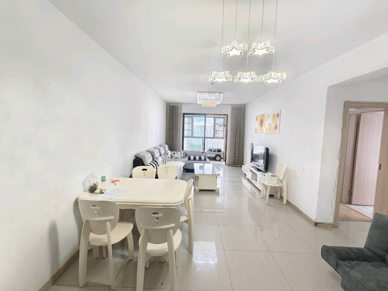 3室2廳1陽臺(tái) 俊發(fā)盛唐城星河郡（一期）客廳