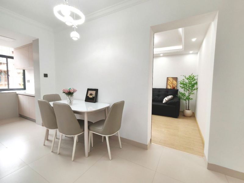 2室2廳1陽臺 豐寧小區(qū)北區(qū)餐廳