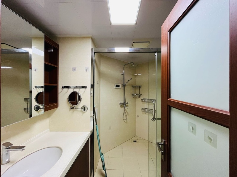 3室2廳1陽臺 金地悅天下一期衛(wèi)生間