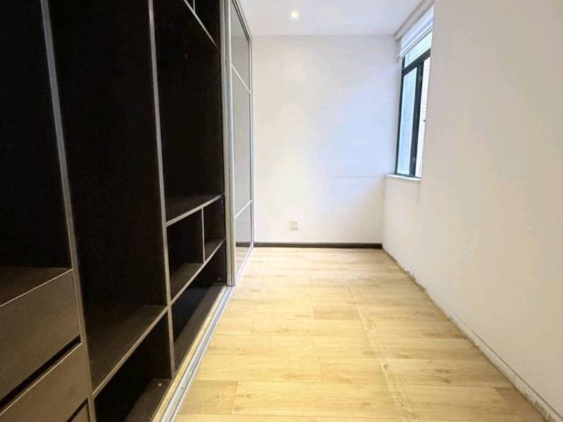 2室2廳2陽(yáng)臺(tái) 滇池衛(wèi)城錦尚臥室