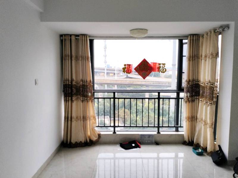 4室2廳1陽(yáng)臺(tái) 圣世一品陽(yáng)臺(tái)