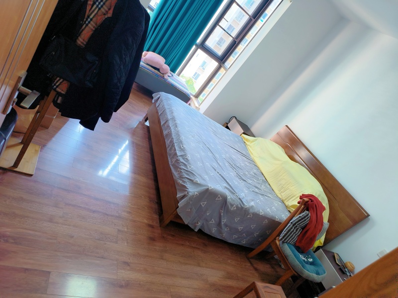 4室2廳2陽臺 和諧世紀(jì)臥室