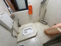 4室2廳1陽臺 萬宏國際一期衛(wèi)生間