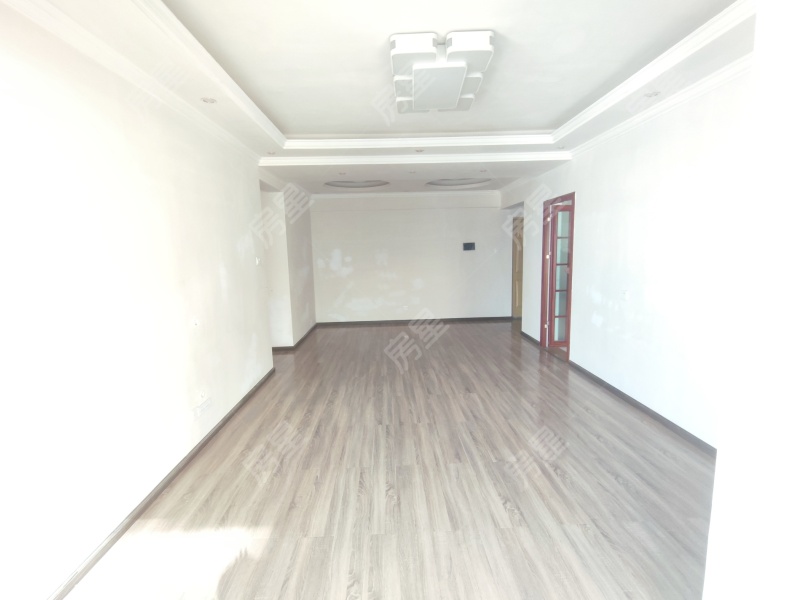 3室2廳2陽臺(tái) 萬宏國際三期餐廳