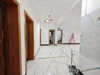 3室2廳1陽(yáng)臺(tái) 省化工研究院宿舍（東風(fēng)東路120號(hào)、東風(fēng)東路122號(hào)）門(mén)廳