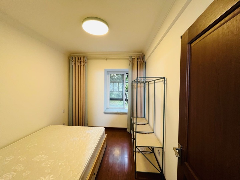 3室2廳1陽臺 金地悅天下一期臥室