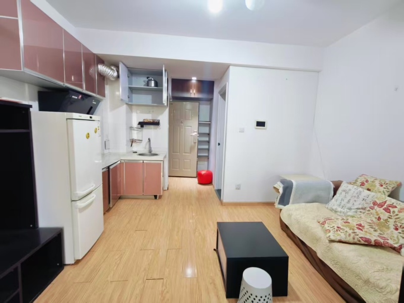 1室1廳1陽臺 同德昆明廣場上北區(qū)餐廳