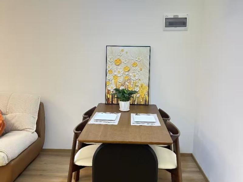 2室2廳2陽臺 SOHO俊園餐廳