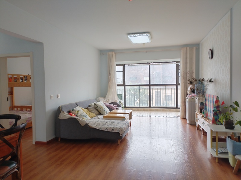 3室2廳2陽臺 金科陽光里客廳