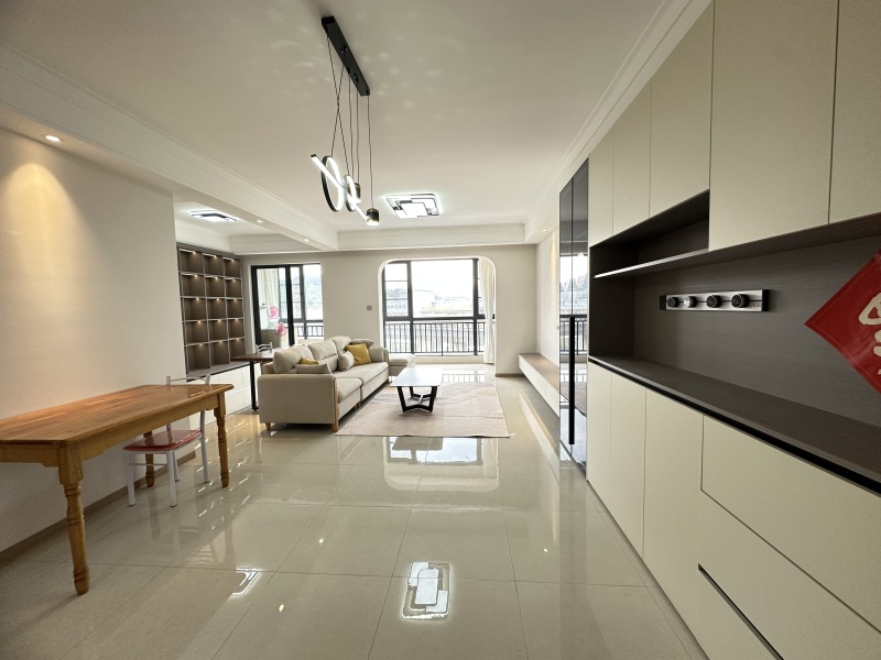 3室1廳1陽臺 大華公園天下時光園客廳