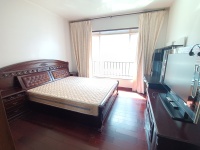 4室2廳1陽臺 佳湖花園臥室