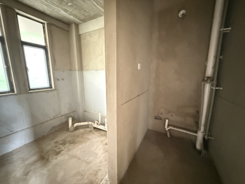 5室2廳3陽臺(tái) 山水潤(rùn)城別墅衛(wèi)生間