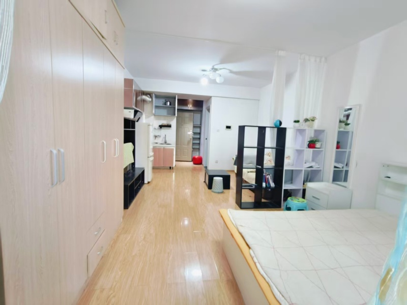 1室1廳1陽臺 同德昆明廣場上北區(qū)客廳