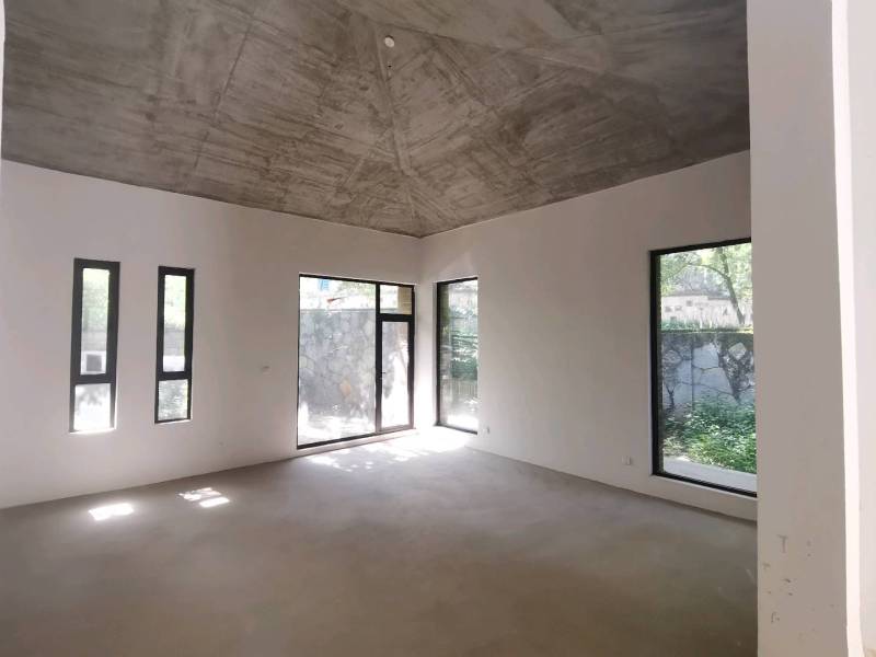 6室2廳3陽臺 溪麓南郡別墅客廳