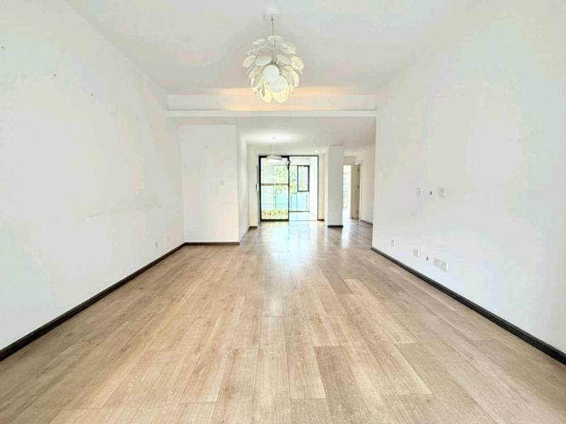 2室2廳2陽(yáng)臺(tái) 滇池衛(wèi)城錦尚餐廳